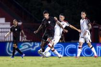Atlético sofre derrota nos pênaltis e deixa a Copa do Brasil